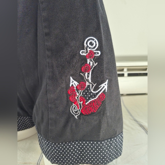 Black Polka Trim Sweetheart Romper with Anchor Embroidery - Picture 4 of 10